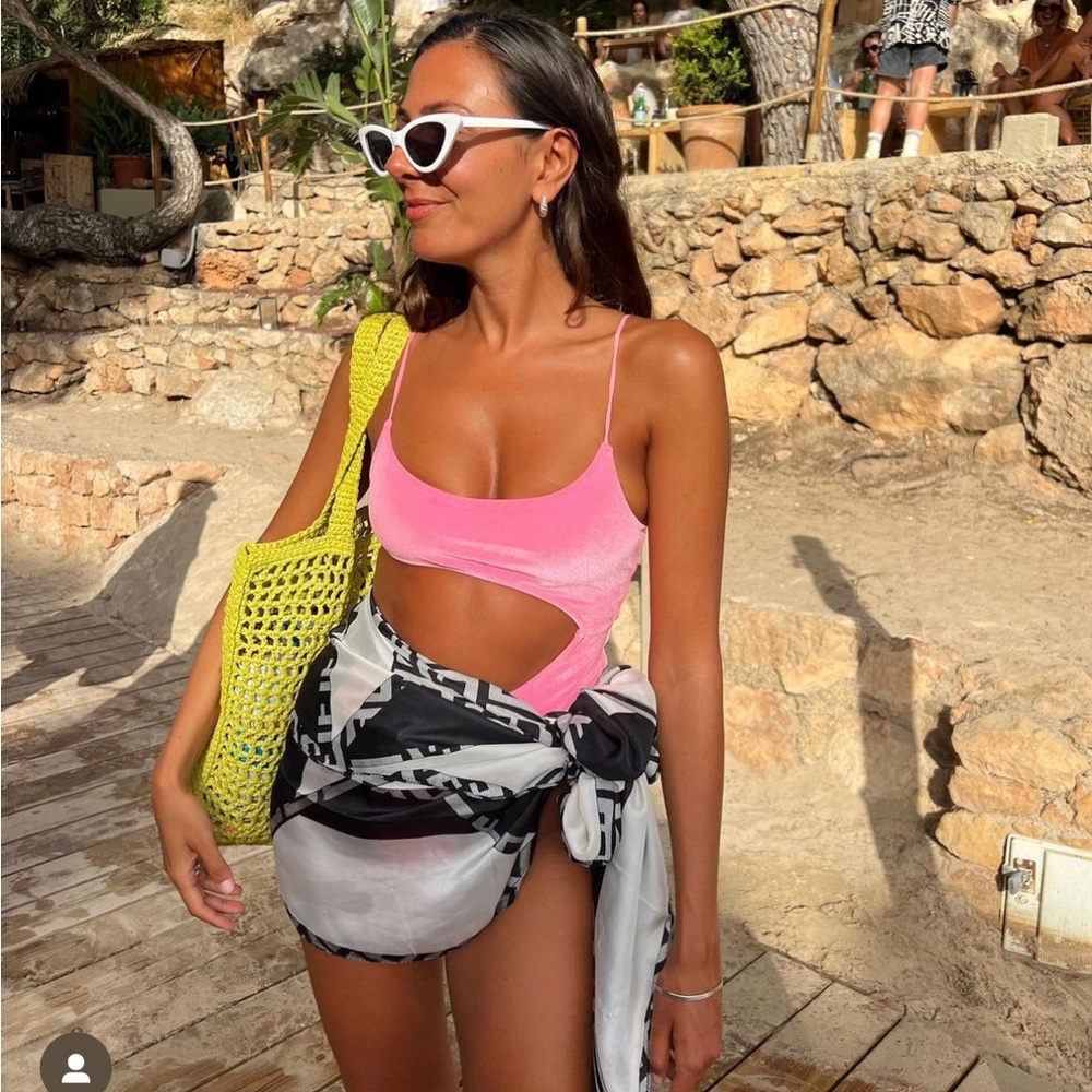 Triangl Swimwear Pink Velvet xs